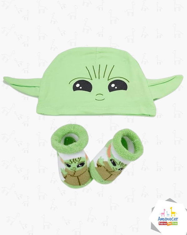 Gorrito y Medias Baby Yoda